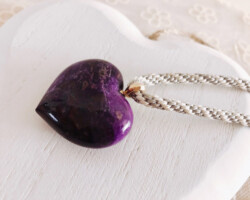 大天使ミカエルの石 スギライトのペンダントヘッド